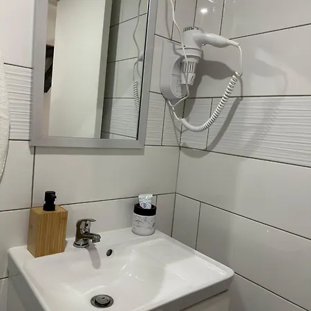 Le Nid Du 4 * Epernay