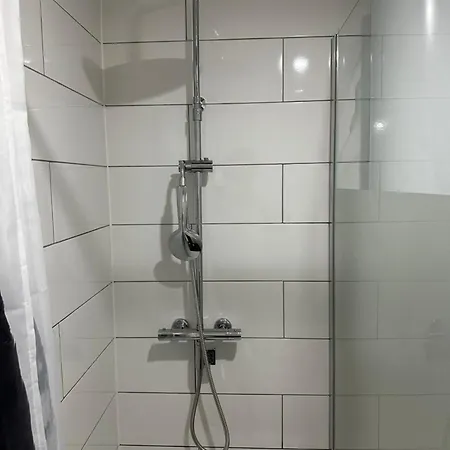 Apartment Le Nid Du 4 *